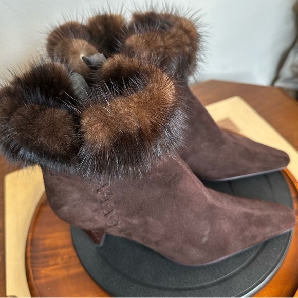 Brown Suede Mink Trimed Boots - Picture 3 of 7